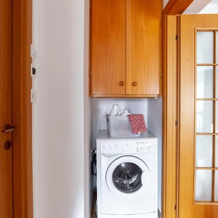 Elegant Near Marriott & Palace Of Parliament - Self Check-in & Water Filter Daire