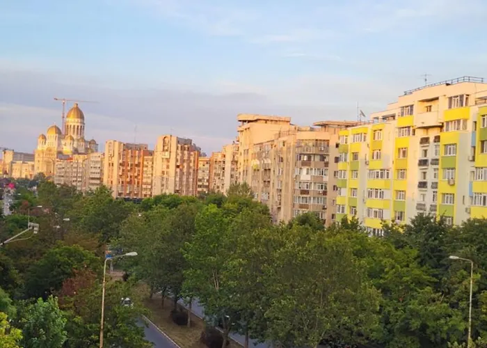 Daire Elegant Near Marriott & Palace Of Parliament - Self Check-in & Water Filter Bükreş