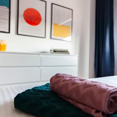 Apartman Elegant Near Marriott & Palace Of Parliament - Self Check-in & Water Filter