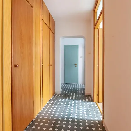 13 Septembrie Apt, Near Marriott * Bucharest