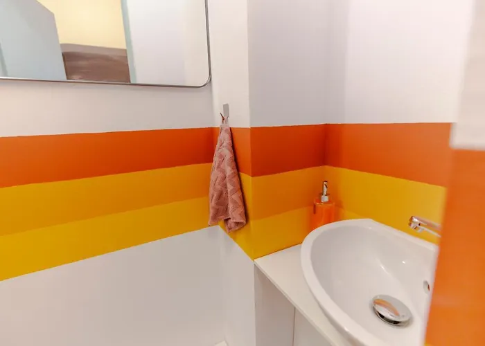 Apartman Elegant Near Marriott & Palace Of Parliament - Self Check-in & Water Filter *