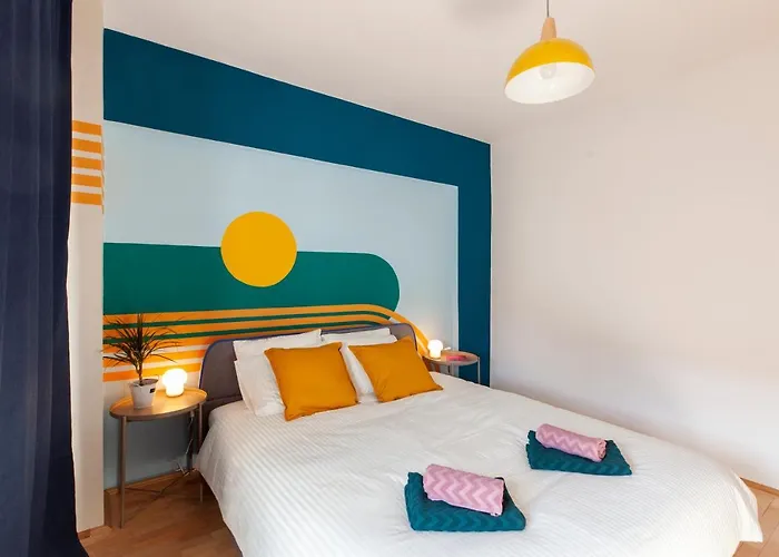 13 Septembrie Apt, Near Marriott Bukarest