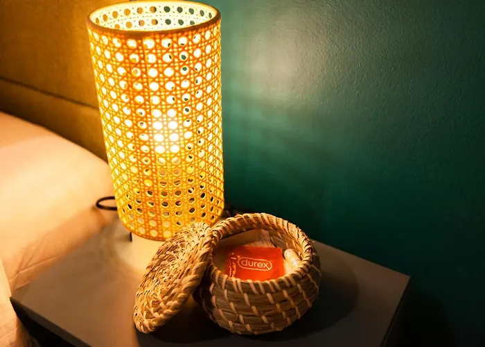 13 Septembrie Apt, Near Marriott * Бухарест