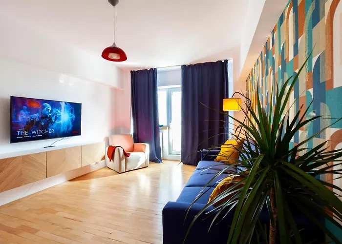 Апартаменти 13 Septembrie Apt, Near Marriott Бухарест