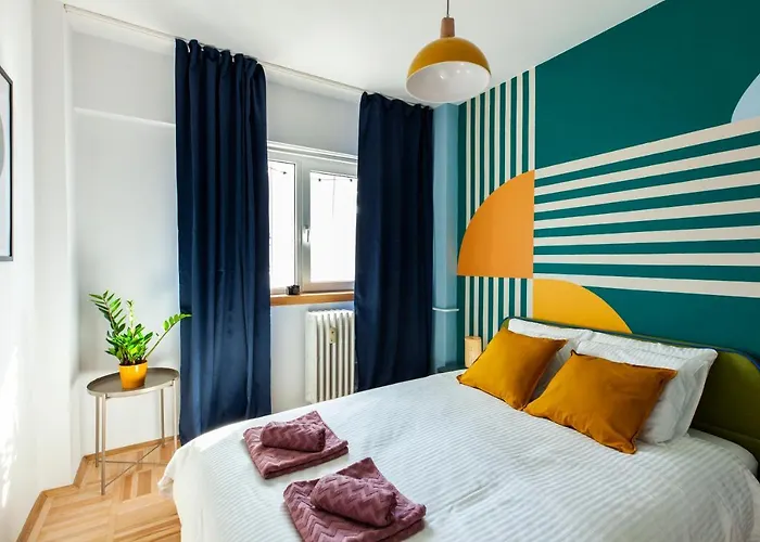 13 Septembrie Apt, Near Marriott Apartman Bukarest