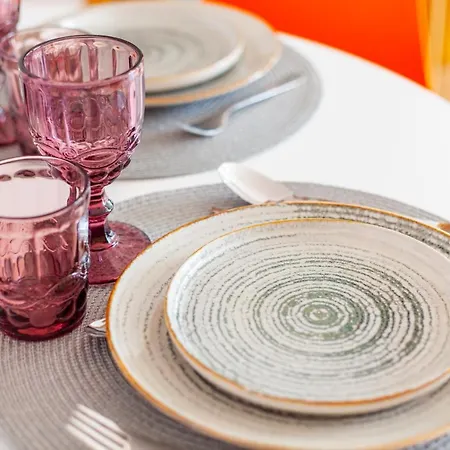 13 Septembrie Apt, Near Marriott Апартаменты *